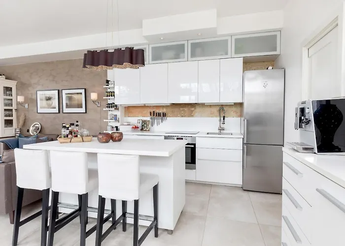 Stylish With Beautiful Views Of The River, Nearby * Kristiansand