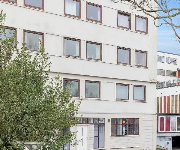 Appartement Stylish With Beautiful Views Of The River, Nearby Kristiansand