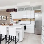Stylish With Beautiful Views Of The River, Nearby * Kristiansand